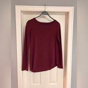 Women’s Size XS Deep Red Long Sleeve Top